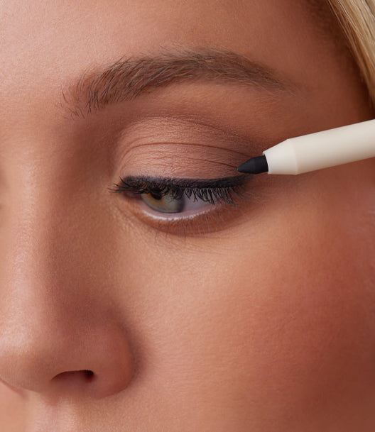 Lottie Tomlinson Smooth Glide Gel Eyeliner Midnight