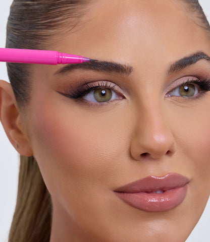 Stay In Line Brow Pen