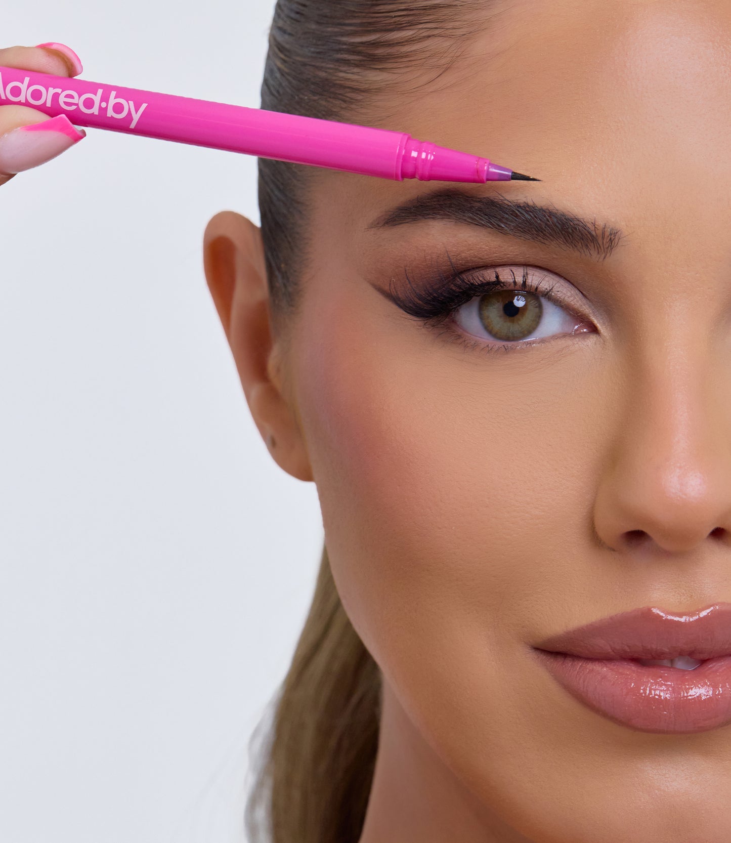 Stay In Line Brow Pen