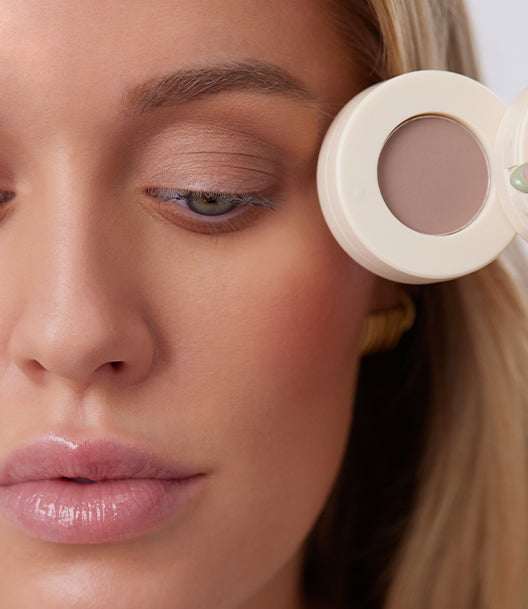Lottie Tomlinson Matte Stack Eyeshadow Cappuccino