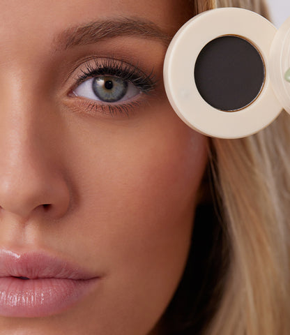 Lottie Tomlinson Matte Stack Eyeshadow Espresso
